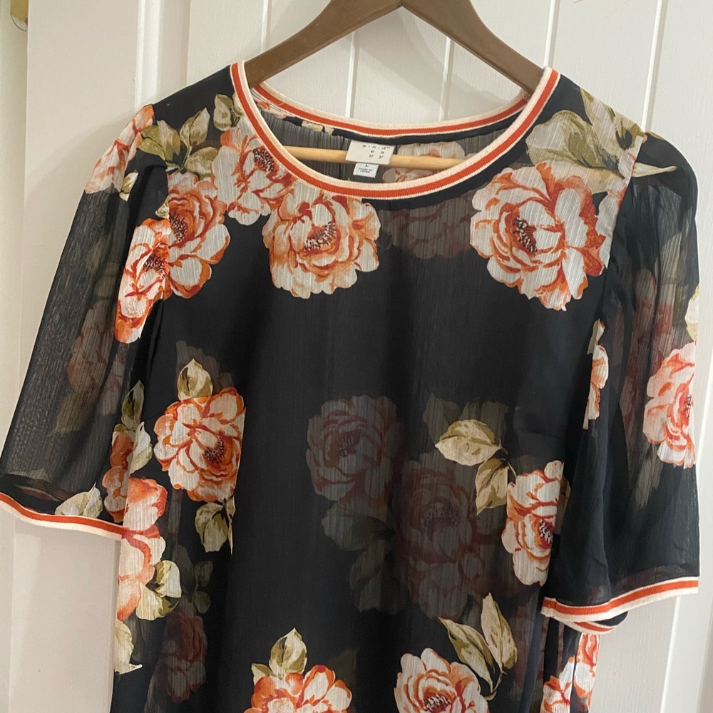 A new day, sheer, floral, large top.